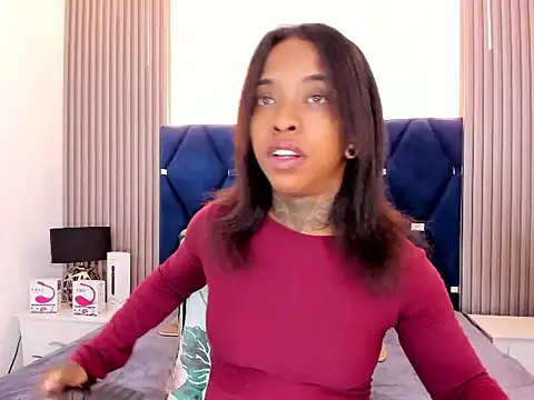 Pauline Fox online show from October 31, 2025, 12:55 am