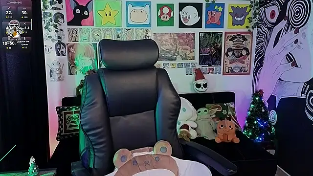 Yuhwan  online show from December 22, 2025, 3:31 pm