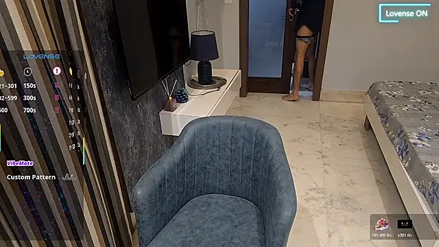 mlove902 online show from April 11, 2026, 7:07 pm