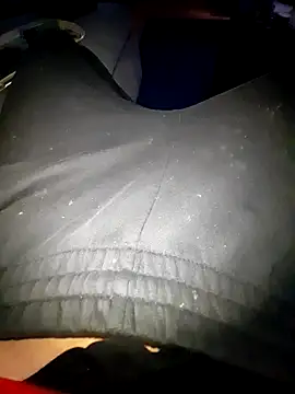 Snapshot of high_geil chatting on November 30, 2025, 2:54 pm high geil online show from November 30, 2025, 2:54 pm