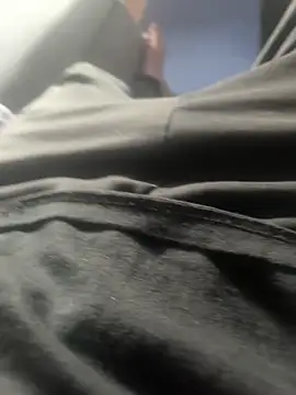 Snapshot of high_geil chatting on December 17, 2025, 9:26 am high geil online show from December 17, 2025, 9:26 am