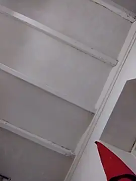 Snapshot of Themaskedgirl21 chatting on December 5, 2025, 2:58 pm Themaskedgirl21 online show from December 5, 2025, 2:58 pm