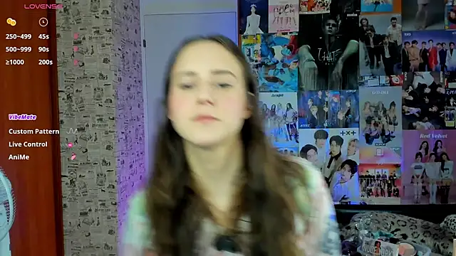 LucyRose3 online show from September 12, 2025, 6:24 am