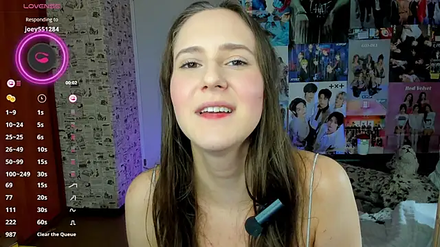 LucyRose3 online show from September 24, 2025, 5:05 pm