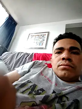 2025-DANIEL online show from March 13, 2026, 11:11 pm