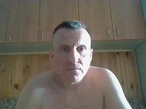 Snapshot of Maksymilian1 chatting on April 19, 2026, 10:36 am Maksymilian1 online show from April 19, 2026, 10:36 am