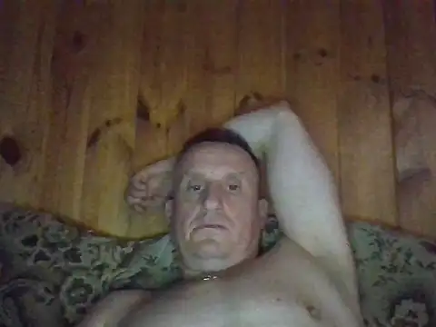 Snapshot of Maksymilian1 chatting on May 17, 2026, 6:37 pm Maksymilian1 online show from May 17, 2026, 6:37 pm