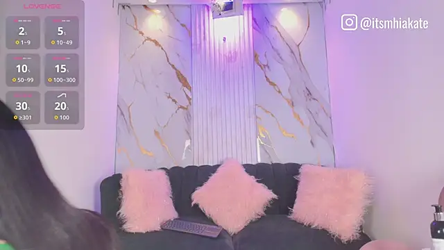 Snapshot of Mhiaa_Sweet chatting on September 19, 2025, 12:17 pm Mhiaa Sweet online show from September 19, 2025, 12:17 pm