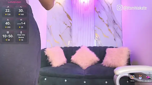 Snapshot of Mhiaa_Sweet chatting on October 3, 2025, 12:02 pm Mhiaa Sweet online show from October 3, 2025, 12:02 pm