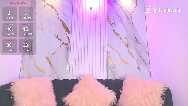 Snapshot of Mhiaa_Sweet chatting on October 6, 2025, 12:02 pm Mhiaa Sweet online show from October 6, 2025, 12:02 pm