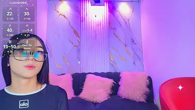 Snapshot of Mhiaa_Sweet chatting on November 14, 2025, 12:04 pm Mhiaa Sweet online show from November 14, 2025, 12:04 pm