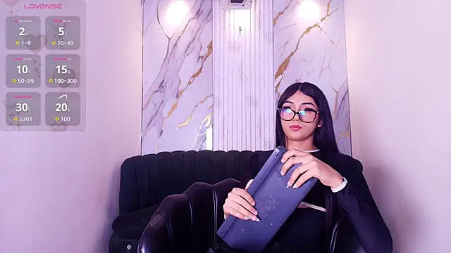 Snapshot of Mhiaa_Sweet chatting on February 28, 2026, 12:06 pm Mhiaa Sweet online show from February 28, 2026, 12:06 pm