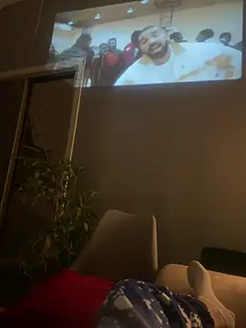 Guttt888 online show from April 7, 2026, 10:20 pm