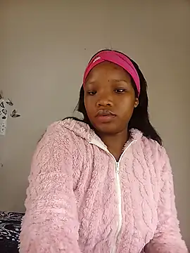 Young Slut21 online show from November 5, 2025, 4:45 am