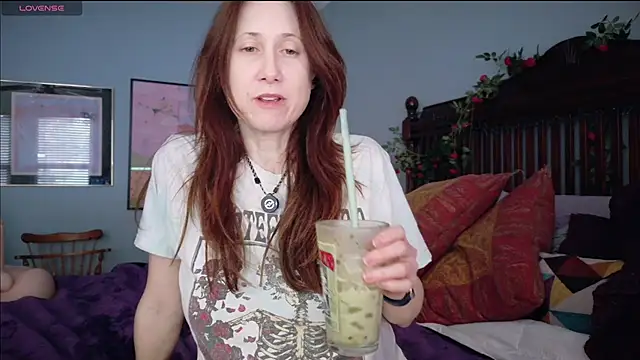 Snapshot of MommyGoddessL chatting on March 2, 2026, 4:47 pm MommyGoddessL online show from March 2, 2026, 4:47 pm