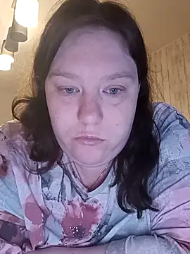 Feuchtekitty92xh online show from October 10, 2025, 5:39 am