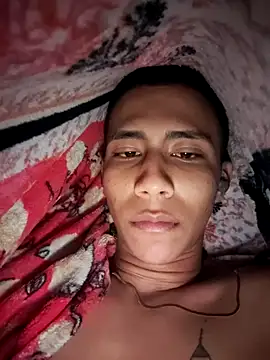 Snapshot of Davig4 chatting on November 21, 2025, 6:01 am Davig4 online show from November 21, 2025, 6:01 am