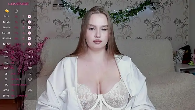 MichelleMiler online show from January 10, 2026, 7:43 am