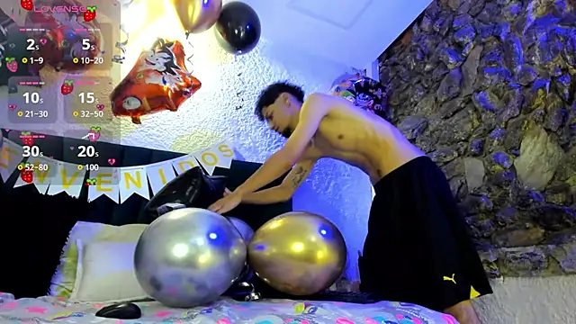 Snapshot of Chris_Angel_ chatting on November 21, 2025, 11:53 am Chris Angel online show from November 21, 2025, 11:53 am