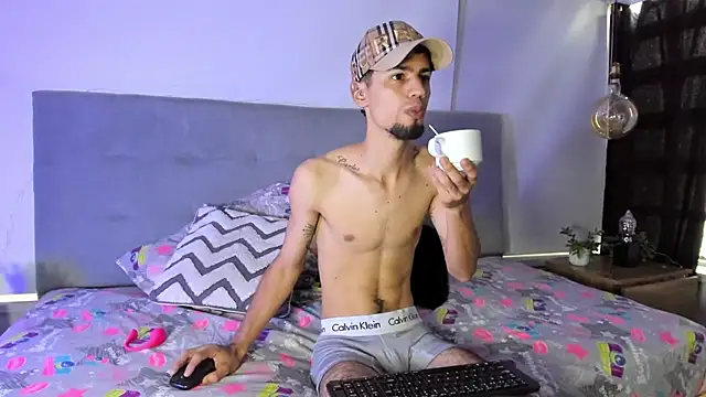 Snapshot of Chris_Angel_ chatting on January 7, 2026, 1:13 pm Chris Angel online show from January 7, 2026, 1:13 pm