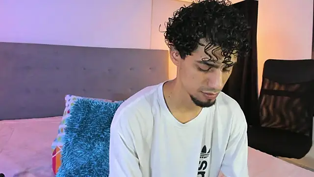 Snapshot of Chris_Angel_ chatting on March 27, 2026, 4:07 am Chris Angel online show from March 27, 2026, 4:07 am