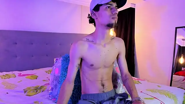 Snapshot of Chris_Angel_ chatting on April 1, 2026, 3:51 am Chris Angel online show from April 1, 2026, 3:51 am