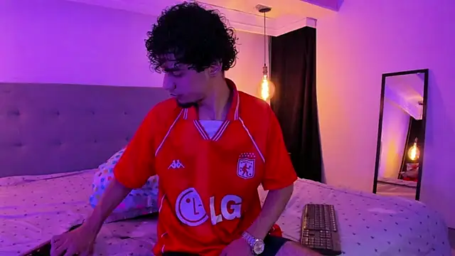 Snapshot of Chris_Angel_ chatting on April 16, 2026, 3:51 am Chris Angel online show from April 16, 2026, 3:51 am