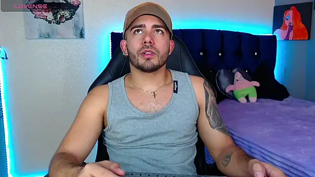 Snapshot of adamhairy chatting on April 22, 2026, 7:04 pm adamhairy online show from April 22, 2026, 7:04 pm