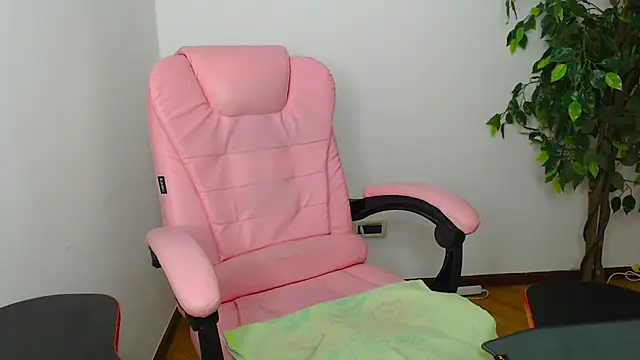 Erika bestboobs online show from October 21, 2025, 8:42 pm