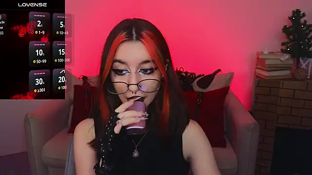 Mistress  Marcelline online show from December 17, 2025, 9:48 am