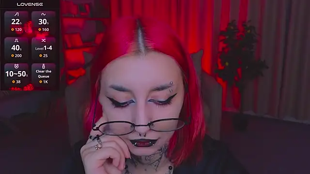 Snapshot of Mistress__Marcelline chatting on July 16, 2026, 2:06 am Mistress Marcelline online show from July 16, 2026, 2:06 am