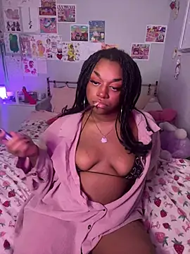 XKimmyGreen online show from March 23, 2026, 6:06 am