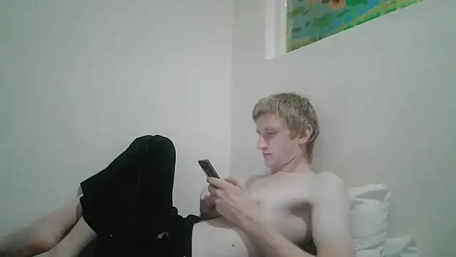 Snapshot of tcute0 chatting on April 25, 2026, 3:42 am tcute0 online show from April 25, 2026, 3:42 am