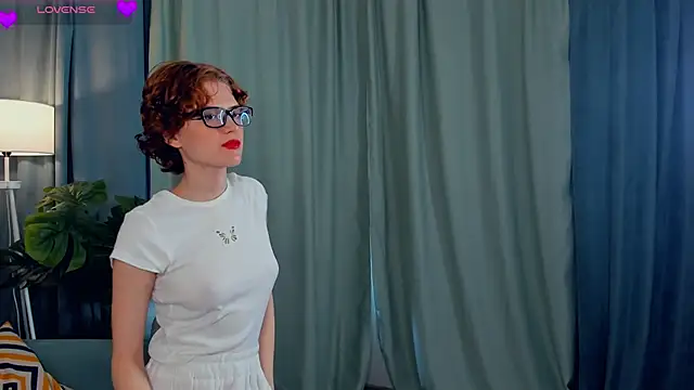 EdlinGathright online show from September 20, 2025, 4:35 am