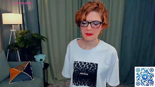 EdlinGathright online show from October 8, 2025, 3:59 am