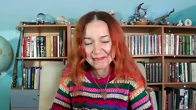 Foxilady357 online show from December 5, 2025, 4:36 pm