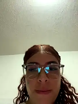 haally-mll online show from September 29, 2025, 4:34 pm