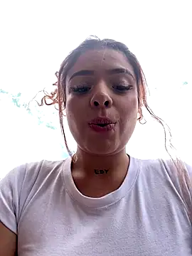 haally-mll online show from December 3, 2025, 5:44 pm