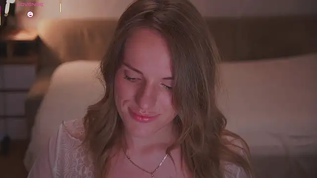 Vanille Mystery online show from November 29, 2025, 7:50 pm