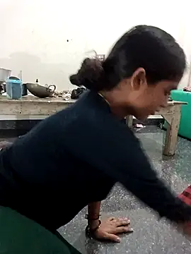 Guriya0076 online show from September 12, 2025, 11:32 am