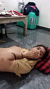 Guriya0076 online show from September 25, 2025, 10:57 pm