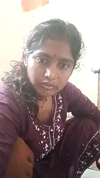 Guriya0076 online show from April 4, 2026, 12:31 am