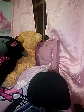 Snapshot of U-Upaaita chatting on March 1, 2026, 4:14 am U-Upaaita online show from March 1, 2026, 4:14 am