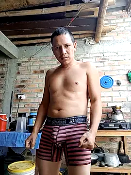 GaaraDiaz online show from October 31, 2025, 3:02 pm