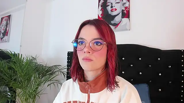 Snapshot of abby_jones2 chatting on April 10, 2026, 3:23 am abby jones2 online show from April 10, 2026, 3:23 am