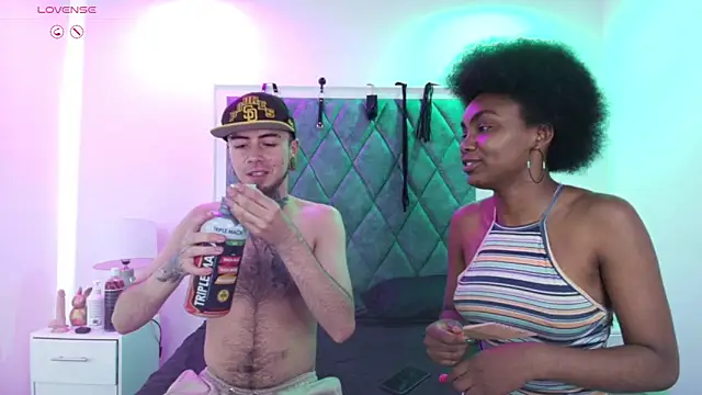 Asha zuri and adam online show from March 26, 2026, 12:33 pm