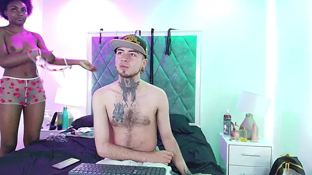 Asha zuri and adam online show from April 4, 2026, 12:35 pm