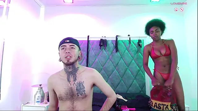 Asha zuri and adam online show from April 16, 2026, 12:39 pm