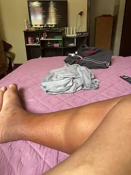 Snapshot of PIROCAGG21 chatting on February 17, 2026, 6:03 pm PIROCAGG21 online show from February 17, 2026, 6:03 pm