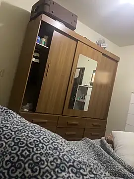 Snapshot of PIROCAGG21 chatting on April 4, 2026, 1:59 am PIROCAGG21 online show from April 4, 2026, 1:59 am